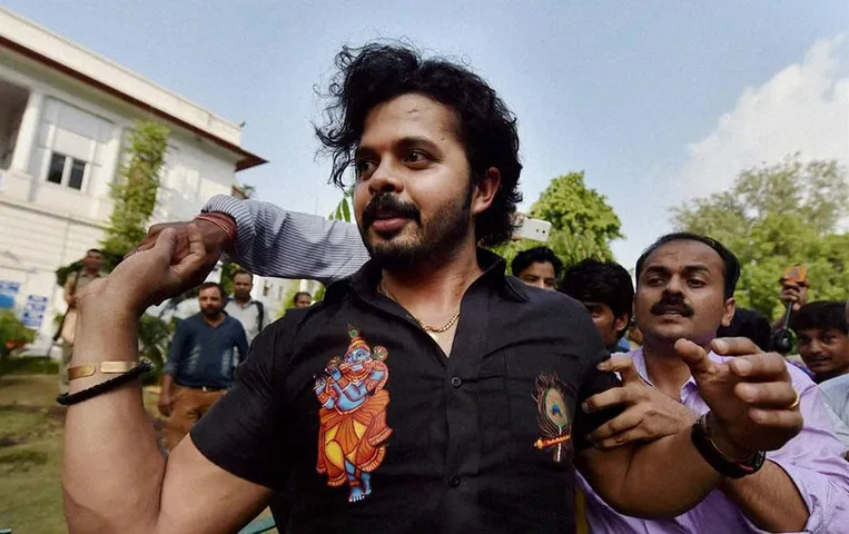 S. Sreesanth: क्रिकेटर श्रीसंत के खिलाफ लाखों की धोखाधड़ी का आरोप, पुलिस ने किया मामला दर्ज