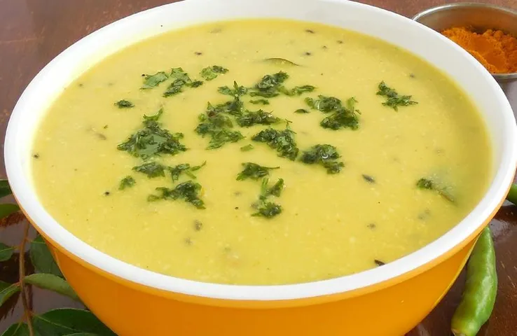 Sawan Me Kadi-Dahi: सावन में क्यों नहीं खाना चाहिए कढ़ी और दही, जानें धार्मिक और वैज्ञानिक कारण