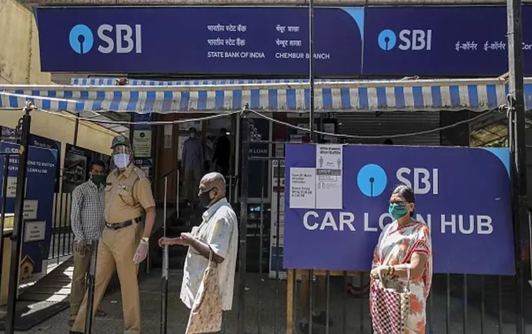 SBI ग्राहकों के लिए खुशखबरी! इस FD खाते से बिना जुर्माने के कभी भी निकाल सकते हैं पैसा, जानें डिटेल