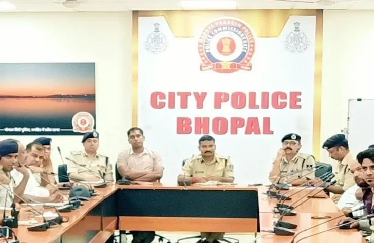 MP News: त्योहारों को देखते हुए पुलिस हेड क्वार्टर ने जारी की एडवाइजरी, सभी जिलों के SP को दिए निर्देश