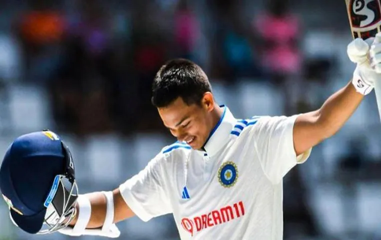 Yashasvi Jaiswal: टेस्ट डेब्यू पर शतक लगाने वाले 17वें भारतीय बल्लेबाज बने यशस्वी जायसवाल, रिकॉर्ड के बाद क्या-क्या बोले यशस्वी जायसवाल