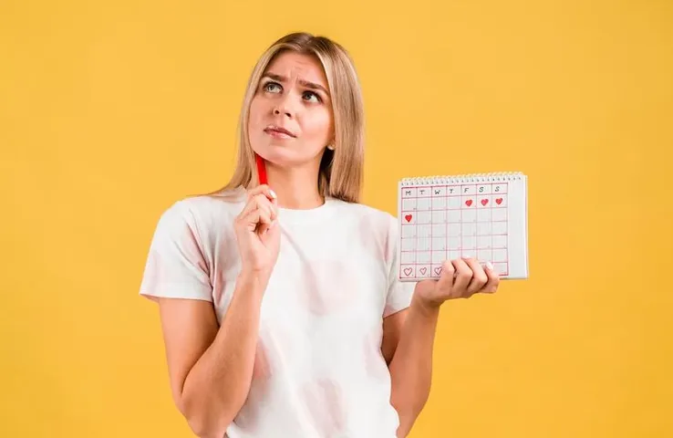 Periods Problem: आखिर महीने में दो बार क्यों आते है पीरियड्स, तनाव-मोटापा या फिर कोई वजह