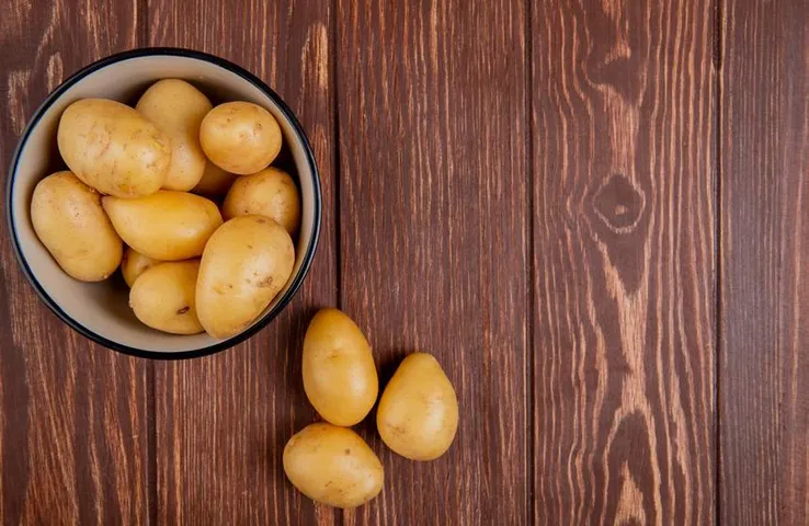 Potato For Health: आपकी सेहत के लिए आलू खाना हेल्दी है या नहीं, जानें क्या कहते है हेल्थ एक्सपर्ट