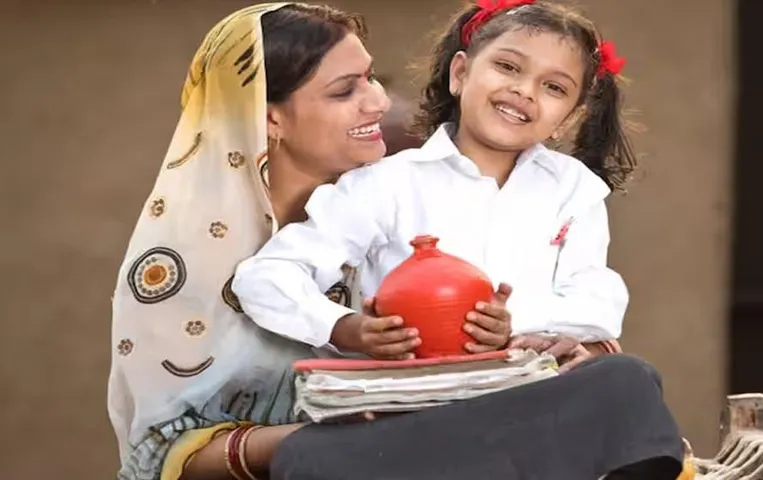 Kaam Ki Baat: प्राइवेट बैंकों में भी खुलेंगे MSSC अकाउंट, इन महिलाओं को मिलेगा फायदा