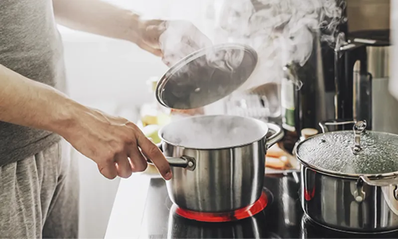 Zero Oil Cooking Benefits: हार्ट प्रॉब्लम से लेकर वजन बढ़ने के खतरे होगा कम, बस इस तरीके से पकाएं खाना, मिलेंगे और भी स्वास्थ लाभ