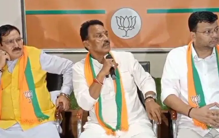 कन्फेक्शनरी माफिया पर सवाल से भड़के MP सरकार के ये मंत्री: प्रेस कॉन्फ्रेंस बीच में छोड़ी, पत्रकार को धमकाने का भी आरोप