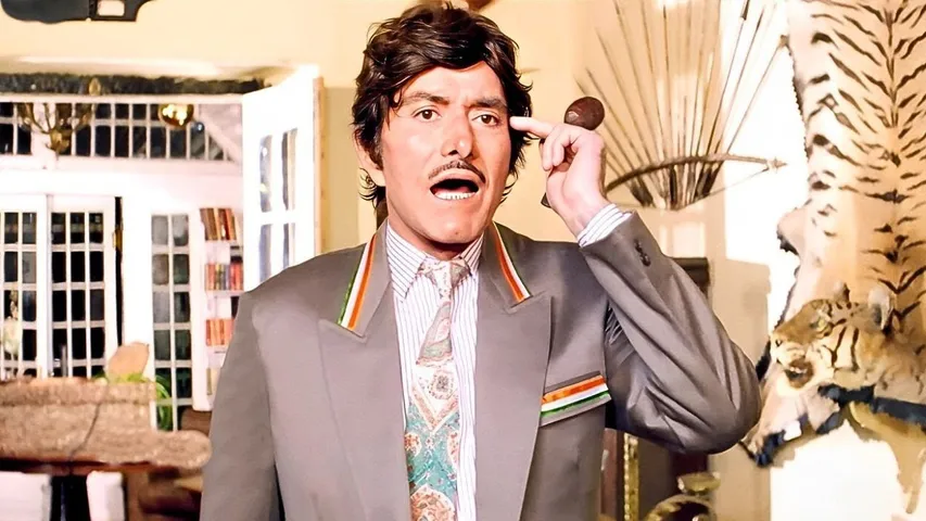 Raj Kumar’s Iconic Scene 'Ham Gareebon Ki Kamjori' Dialogue