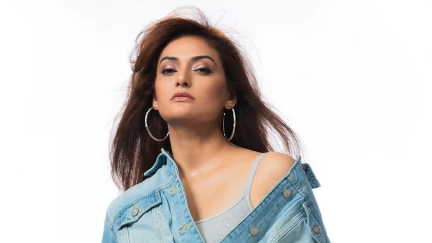 Eesha Agrawal's New Photoshoot Sets the Internet Ablaze
