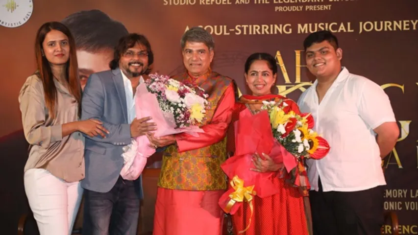  ‘show-baaz’, says modest iconic Suresh Wadkar
