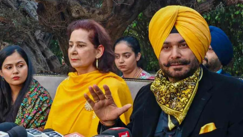 Legal Notice to Navjot Singh Sidhu ₹850 Crore Fine Looms