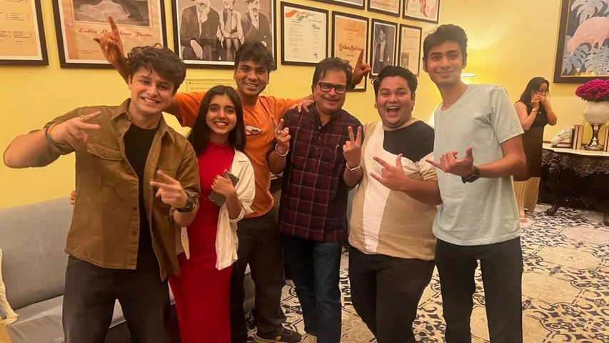 Asit Kumarr Modi, creator of TMKOC enjoys a lively outing with Tapu Sena