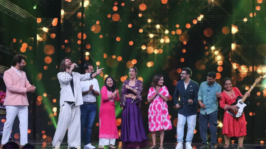 Sa Re Ga Ma Pa Jigar Saraiya Applauds Journalists in Special Episode