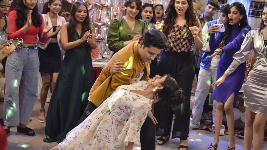 Today's Sneak Peek Bhide's Anger vs Sonu's Dance Moves – Will Calm Prevail