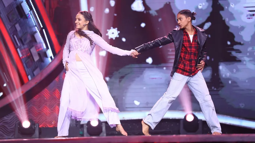 Shah Rukh Khan Tribute India's Beat Dancer vs Super Dancer on Sony TV