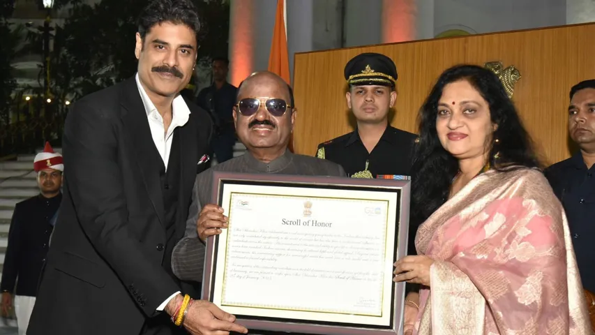 Sikandar Kher Honored with 'Governor Award of Excellence' in Kolkata