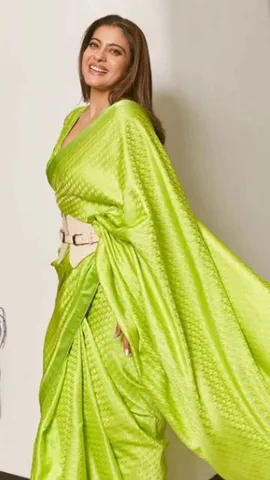 Maa