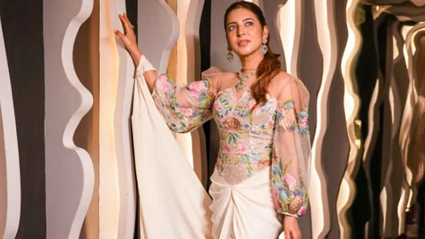 Neha Adhvik Mahajan’s Birthday Bash A Star-Studded Night to Remember! (1)