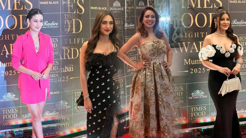 Isha-Malviya,-Krystle-D’Souza,-Munmun-Dutta,-and-Edin-Rose-Look-Absolutely-Gorgeous-as-They-Attend-the-Times-Food-&-Nightlife-Awards-(12)