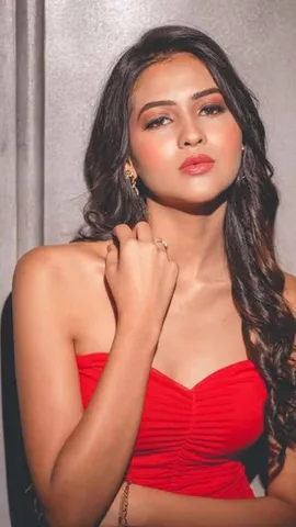Anushka Merchande