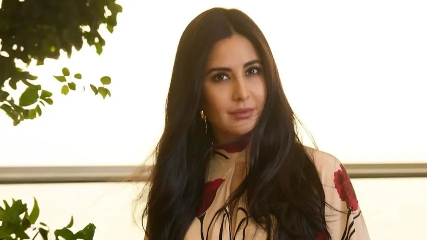 KATRINA KAIF’S SKINCARE SECRET FOR PERFECT SUMMER GLOW