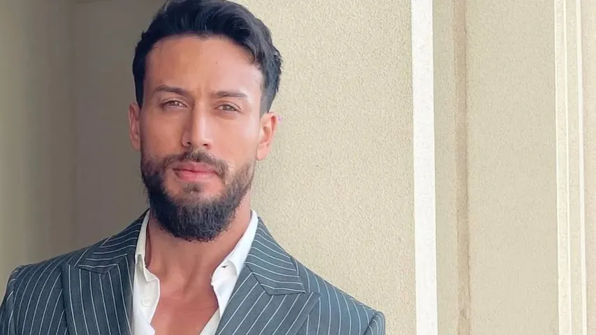 Tiger Shroff Drops Teaser of New Single ‘Bepanaah’