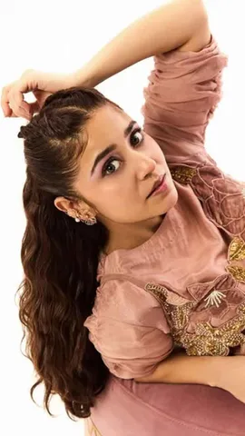 Shweta Tripathi (1)