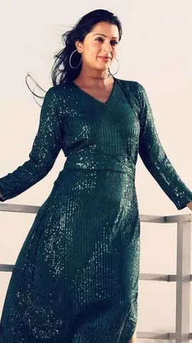 Bhumika Chawla (10)