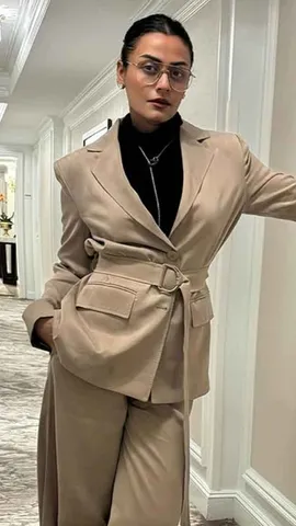 Namrata Shirodkar (10)