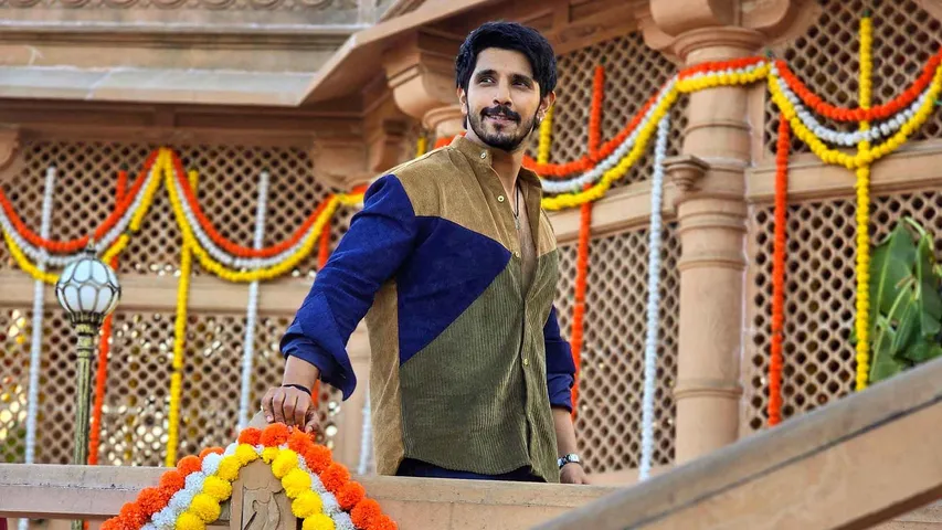 Kanwar Dhillon's 'Udne Ki Aasha' Begins Siddhivinayak Blessings