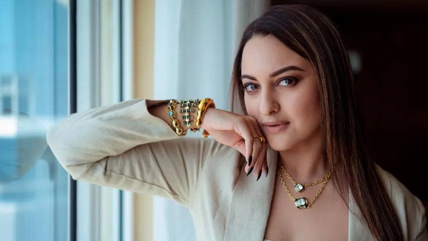 Real Reason Behind Sonakshi Sinha Selling Her First Home Revealed