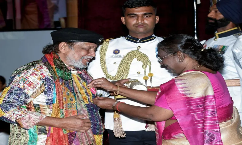 Dadasaheb Phalke Award is for ‘cultural icon’ Mithun Chakraborty’