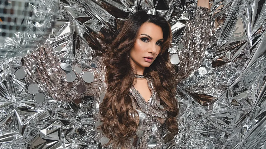 Somy Ali  My favorite thing to do, if I am not working, is to watch biographies!.jpg