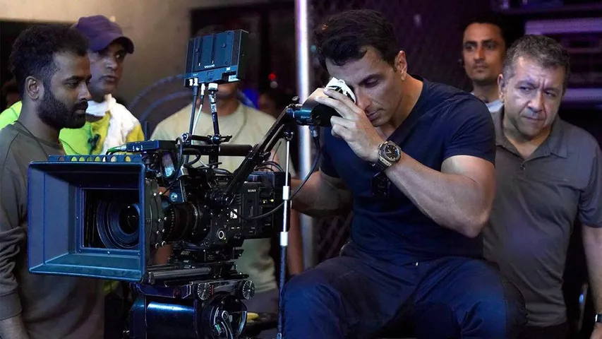 Sonu Sood Unveils Fateh Teaser