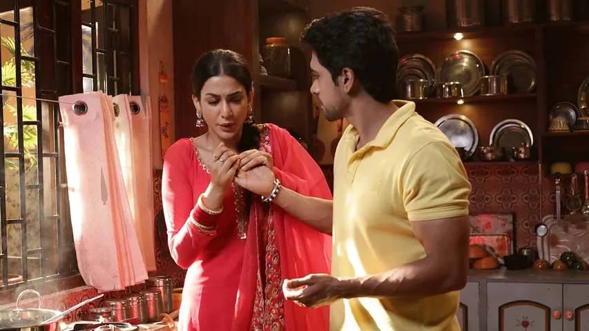 New Twist in 'Badall Pe Paon Hai' Baani Discovers Rajat's Hidden Past
