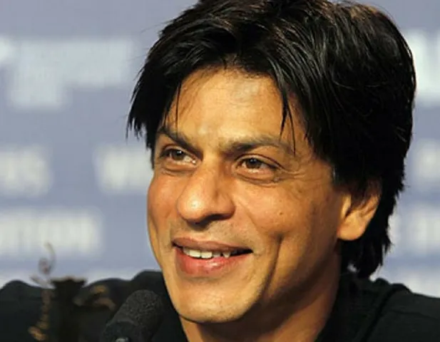 SHAH RUKH KHAN BECOMES THIRD MOST FOLLOWED TWITTER CELEB IN INDIA