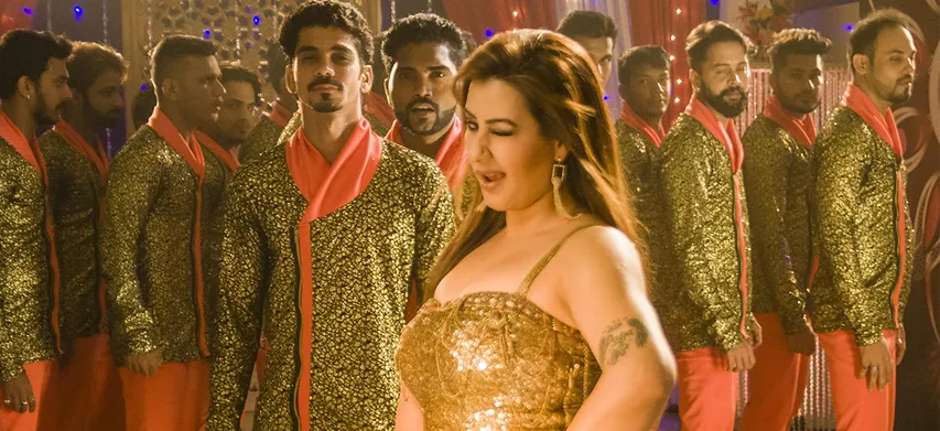 BHABHIJI GHAR PE HAIN FAME SHLIPA SHINDE FAT SHAMED FOR HER NEW ITEM SONG