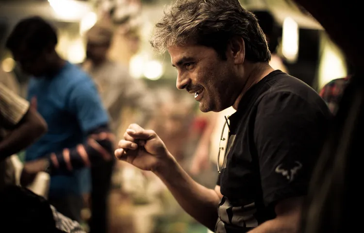VISHAL BHARDWAJ'S NEXT TRACES LIFE AFTER 9/11!