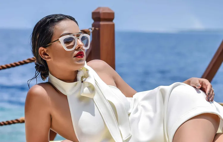 NIA SHARMA PROVES SHE'S THE QUEEN OF LIP COLOURS!