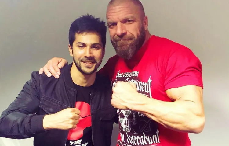VARUN DHAWAN HAS HIS FAN MOMENT AT WWE EVENT