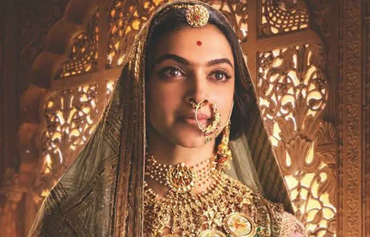 PADMAAVAT ROW CONTINUES AS KARNI SENA TO 'GHERAO' CBFC OFFICE TODAY!
