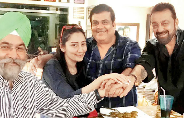 SANJAY DUTT THROWS SAHEB BIWI AUR GANGSTER 3 WRAP-UP PARTY AT HOME