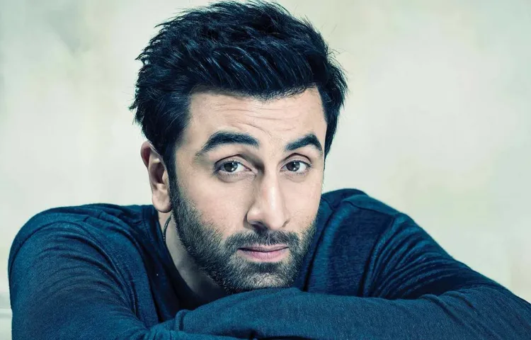 WILL RANBIR KAPOOR REPLACE KARTIK AARYAN IN LUV RANJAN'S NEXT FILM?