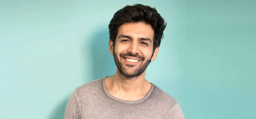 Kartik Aaryan stalked by a female fan