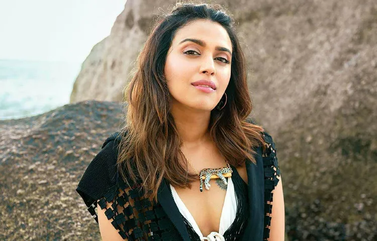 SWARA BHASKER TALKS ABOUT HER CHARACTER IN WEB SERIES RASBHARI