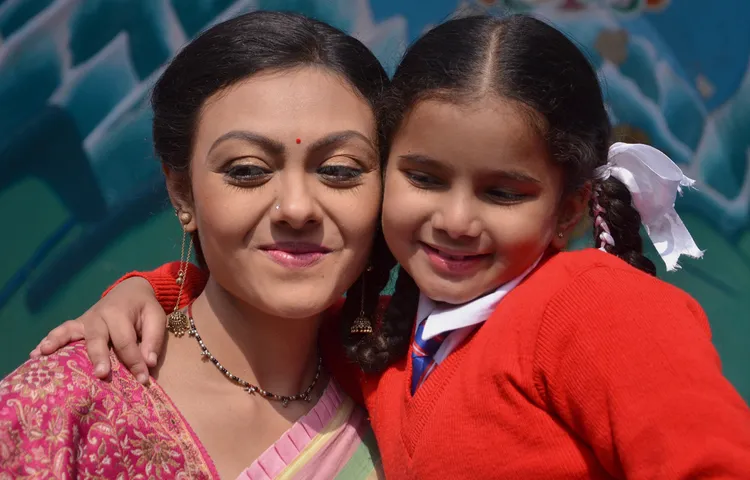 How Sonakshi Save balances studies and Shoot ?