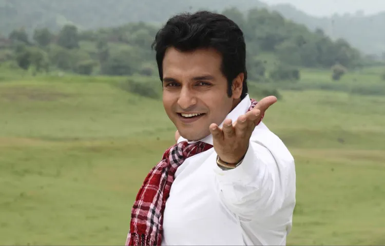 Vinay Anand sung devotional song “Shiv Shiv Ratein To Kusht Kate” dedicated to Shiv Ji