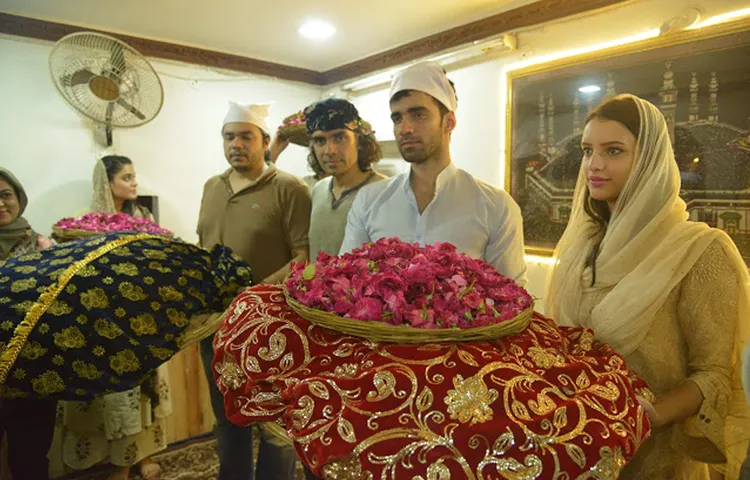 Team Laila Majnu visits Ajmer Dargah