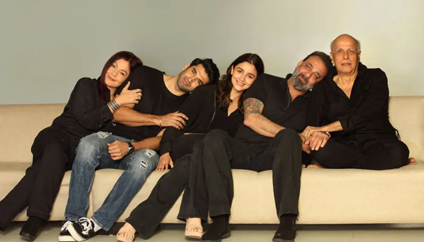 Mahesh Bhatt Back To Direction With Sadak 2