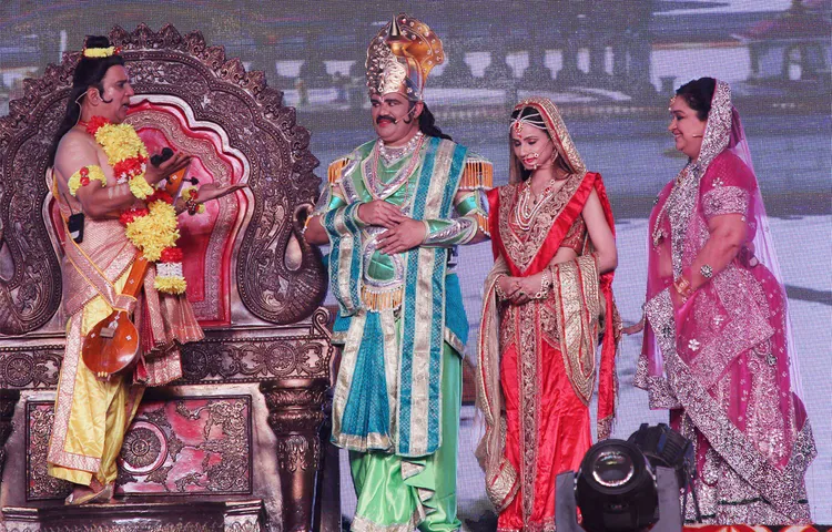 Finally “LuvKush Ramleela” begins with purity of Ganesh Poojan at Lal Quila Maidan!