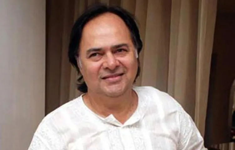 Farouque Shaikh Receives Bimal Roy Memorial Award (Posthumously)
